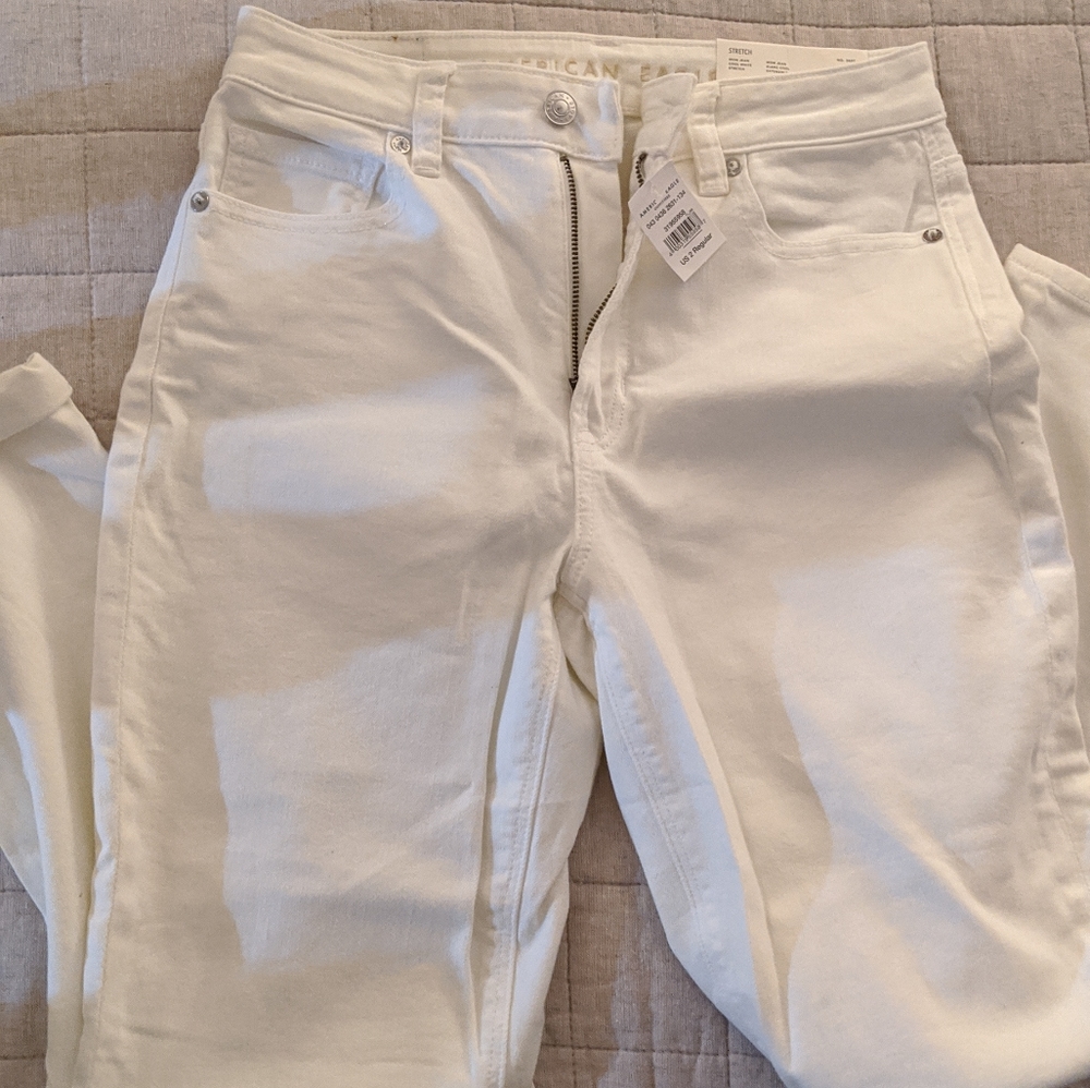 AEO white mom jeans